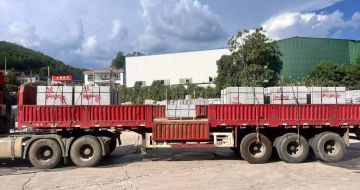 承德 芝麻灰花岗岩地铺石出货日常