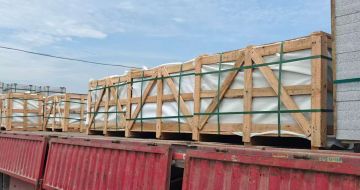 承德 芝麻白花岗岩地铺石出口专车-泰国游