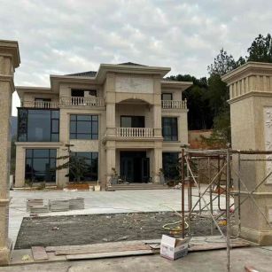 承德 黄金麻花岗岩别墅雕花外墙干挂配上门口雕花罗马柱