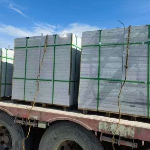 承德 芝麻白花岗岩地铺石装车日常