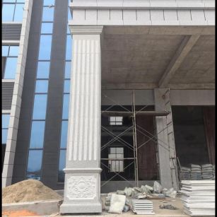 承德 芝麻白光面花岗岩门楼大柱（罗马柱）配雕花底座