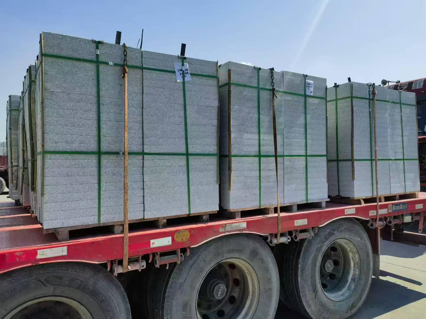 承德芝麻白花岗岩出货日常地铺石