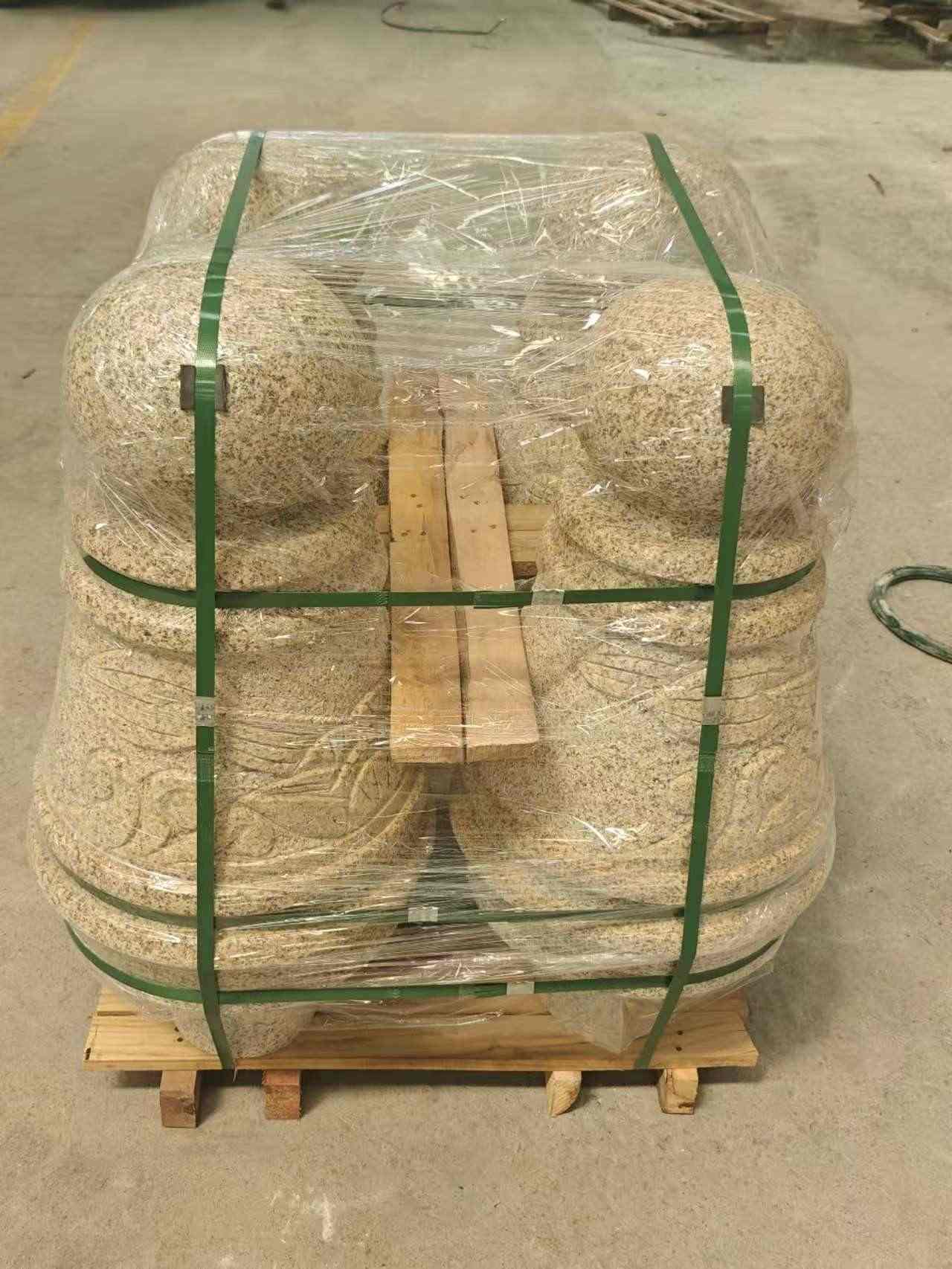 承德 黄金麻异形定制雕花——棒棒糖挡车柱