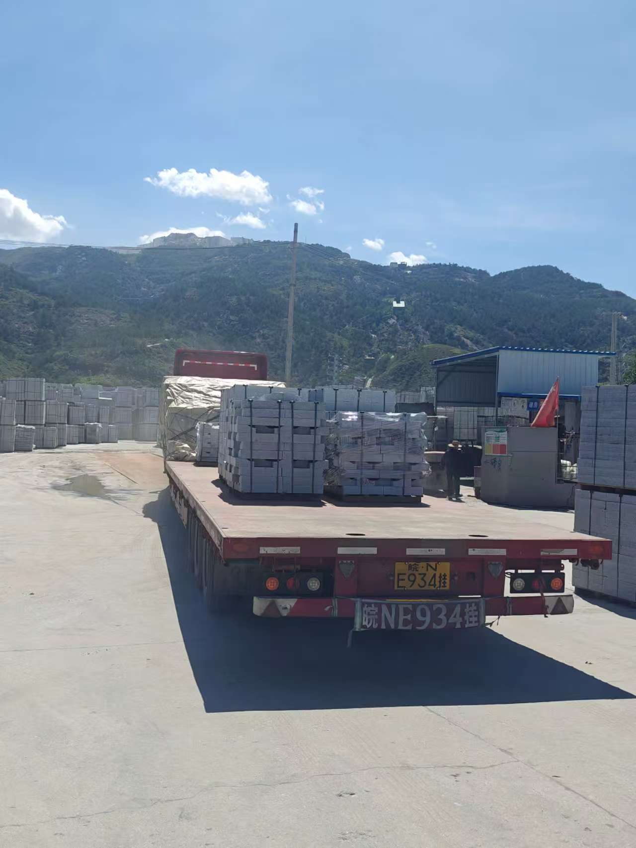 承德 芝麻白仿形路沿石，直形路沿石