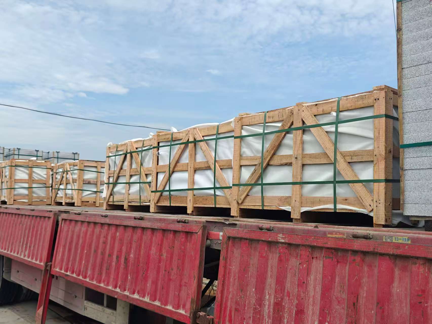 承德 芝麻白花岗岩地铺石出口专车-泰国游