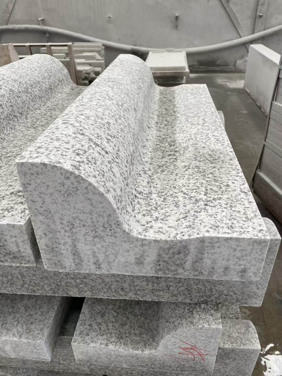 承德 白麻花岗岩S型路沿石，路侧石，马路牙子等