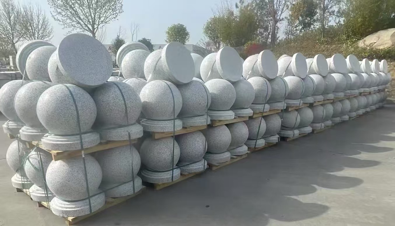 承德 白麻花岗岩石材圆球，石球，挡车球，隔离球，景观石球，风水球等