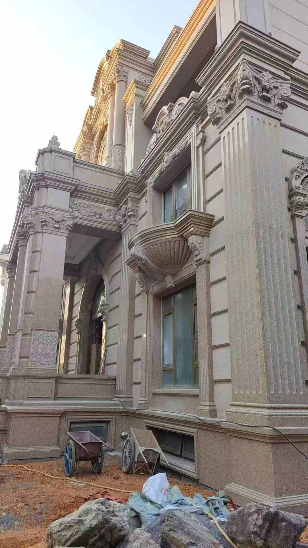 承德 黄金麻花岗岩光面别墅外墙干挂施工完成