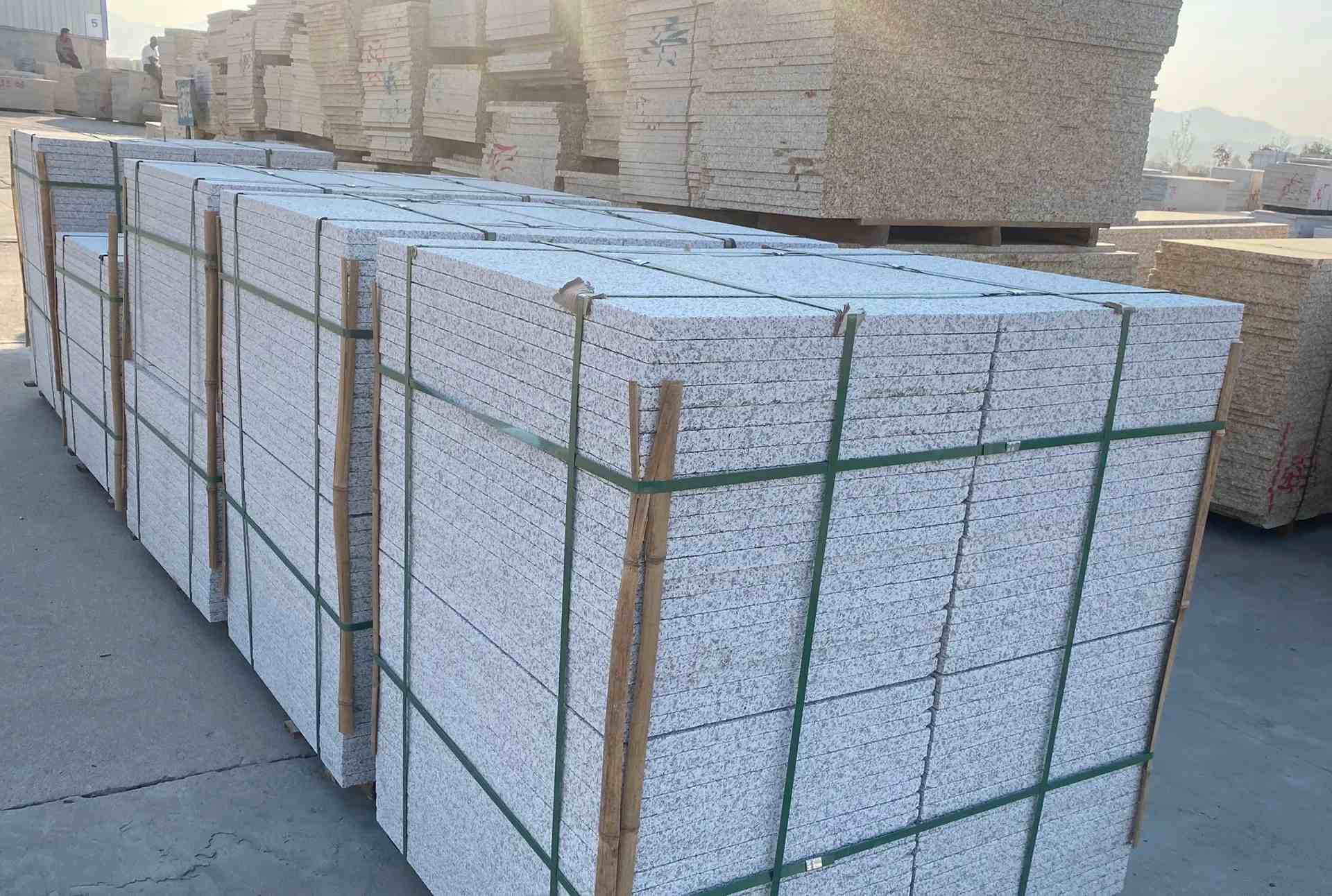 承德 白麻花岗岩荔枝面地铺石