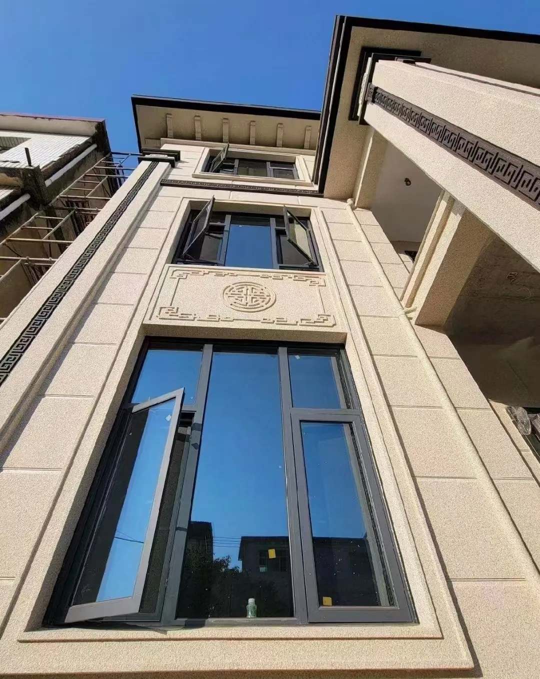 承德 黄金麻荔枝面别墅外墙干挂效果展示